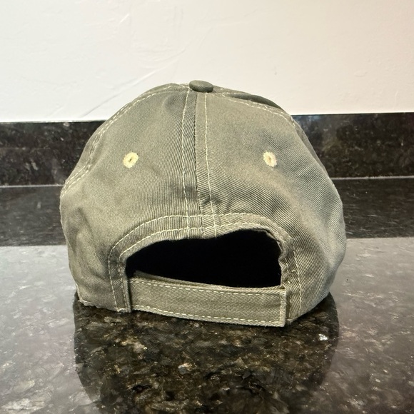 Duck Commander Embroidered Patch Distressed Baseball Cap - Picture 2 of 7